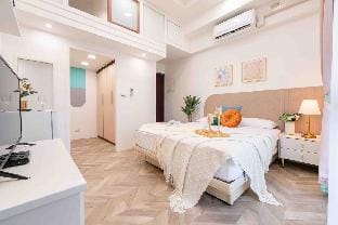 FL Apt w/ lift near Ximen MRT 西門町 近西門地鐵站 獨立浴室 Apartment in Taipei City