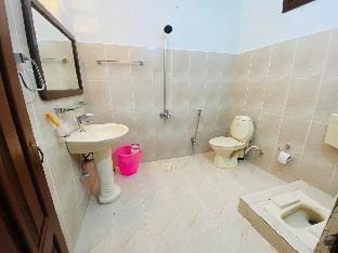 Sardar house 3 bedrooms apartment  Vacation rental in Pakistan