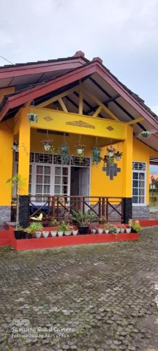 Villa Puspa 259 Villa in Cisarua