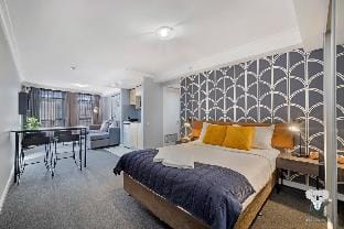 KozyGuru | Sydney CBD | Comfortable 2 Bed Apt Apartment in Surry Hills