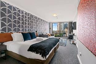 KozyGuru | Haymarket | Central City Studio Apartment in Surry Hills