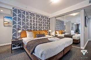 KozyGuru | Sydney CBD | Sunny City 2 Bed Apt Apartment in Surry Hills