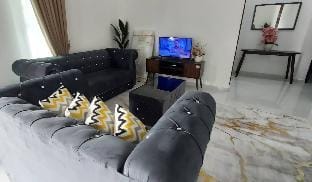 Harraz Homestay KB Vacation rental in Malaysia