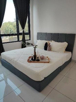 Sunway GFRC Cozy&Clean 2R1B@1-6pax 双威两房一卫民宿@Wi-Fi Apartment in Subang Jaya