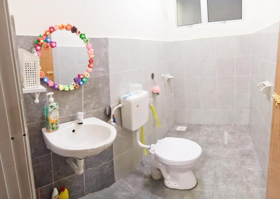 Ceq Atiah Homestay  Vacation rental in Perak Tengah District