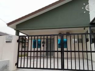 Ceq Atiah Homestay  Vacation rental in Perak Tengah District