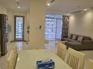 3br in  landmark 2, view landmark81 Apartment in Ho Chi Minh City