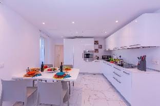 Yellow view apartment Apartment in Ascona