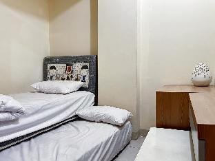 Apt Pinewood 2BR w/ Pool & Wi-Fi by 2ndHome Apartment in West Java