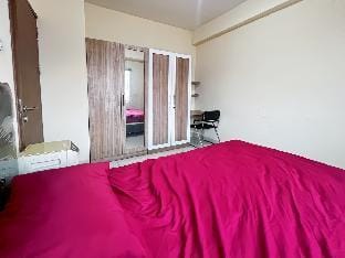 Apt Pinewood 2BR w/ Pool & Wi-Fi by 2ndHome Apartment in West Java