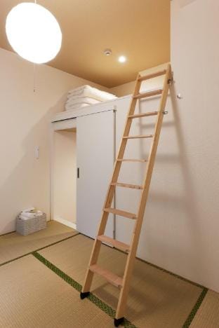 USJ 30m | Direct KIX | Dotonbori 10m | 4 Baths (XS05) Vacation rental in Osaka