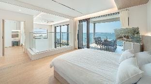 pohang imgok601dokchae oceanview pension Bed and Breakfast in South Korea