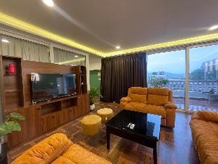 Luxury Private terrace Duplex Penthouse @Candolim Apartment in Candolim