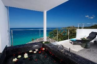 Bluesiam Villa–10 Beds,closest to Surin beach(SHA) Villa in Choeng Thale