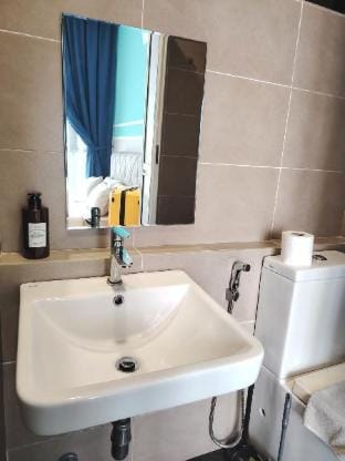 D'Pristine T1-13A08  Family Netflix 100mbps bySTAY Apartment in Johor