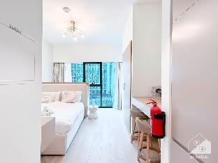 Cozy Studio with Balcony & Stunning Views Vacation rental in Dubai