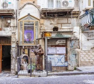casa vacanza NAPOLI TOURIST EXPERIENCE Apartment in Naples