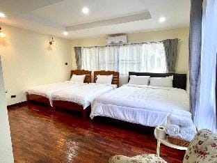 Baan Lita @Rayong Vacation rental in Rayong, Mueang Rayong District, Rayong, Thailand