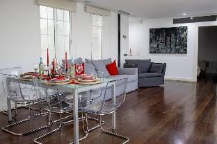 Rooftop Apartment in the city center with big terr Vacation rental in Valencia