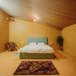 Yellow Sapphire Powered by Royal Suites and Hotel Villa in Tamil Nadu