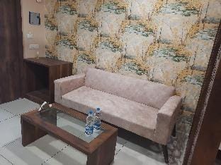 Luxury club soho motia  Apartment in Punjab, India