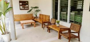 Casa Manta Mountain home,  pool, bonfire, camping Villa in Central Visayas