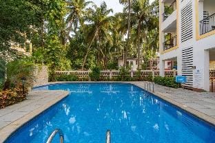 Coastal 2-BR Lux Apt near Candolim Beach Apartment in Candolim