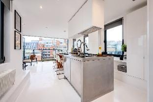 The Royals Apartment in City of Westminster