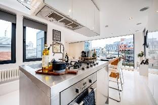 The Royals Apartment in City of Westminster