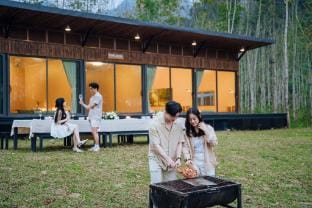Blue Diamond Retreat Campground/ 
RV Resort in Laos