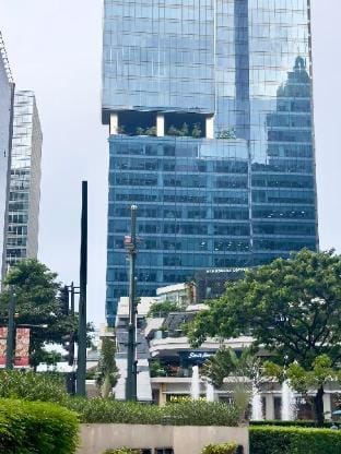 Cozy 1BR Condo w/ Uptown Mall View - BGC Zen Suite Apartment in Makati