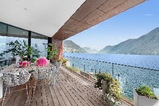 Maison Sur l'Eau in Paradiso (Lugano) Villa in Lugano
