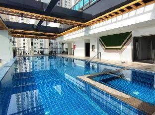 Staycation at The Residences BGC Apartment in Makati