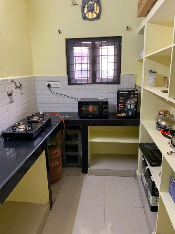 KesarHomes-FLT101-1stFlr-2BHK-Lift-AC-Kukatpally Apartment in Hyderabad