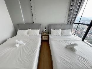 Georgetown Premium Cityview Cozy Urban Suites Apartment in George Town