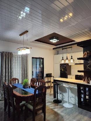 Guest House 2 Storey 5  Bedroom Vacation rental in Bacolod