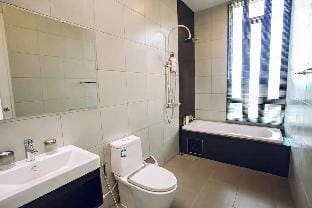 Replay K6 - 3 BR Townhouse Private Garden Apartment in Ko Samui