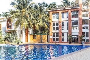 Couple Friendly BATH TUB Flat With Kitchen & Pool Apartment in Goa, India