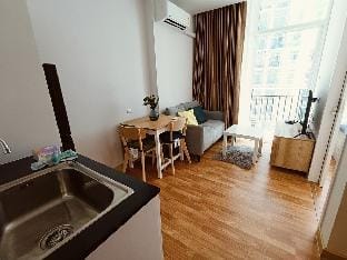 The Grand Jomtien/优雅公寓/离海边300米 Apartment in Pattaya City