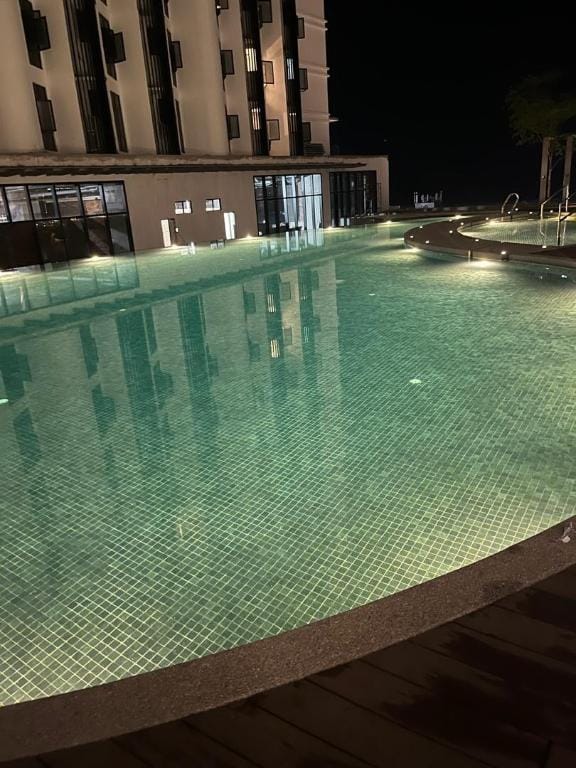 The Shore Seaview Balcony Apartment in Kota Kinabalu