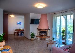 Casa Tramonti D'aMare - On the hills of the Amalfi Coast Apartment in Campania