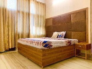 10. 2bhk spaces family, friends, relax  by  Instay Apartment in Noida