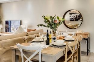 Comfort Meets the Coast at Fairmont 201 Apartment in Sea Point