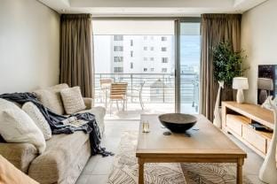 Comfort Meets the Coast at Fairmont 201 Apartment in Sea Point