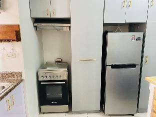 Tropical 1BR Spacious Unit in San Juan City! Apartment in Quezon City