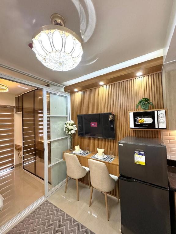 Katkat Shore 2 Staycation Apartment in Pasay