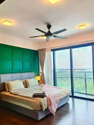 Almas Suites Muji Style Studio100mbps Netflix STAY Apartment in Johor