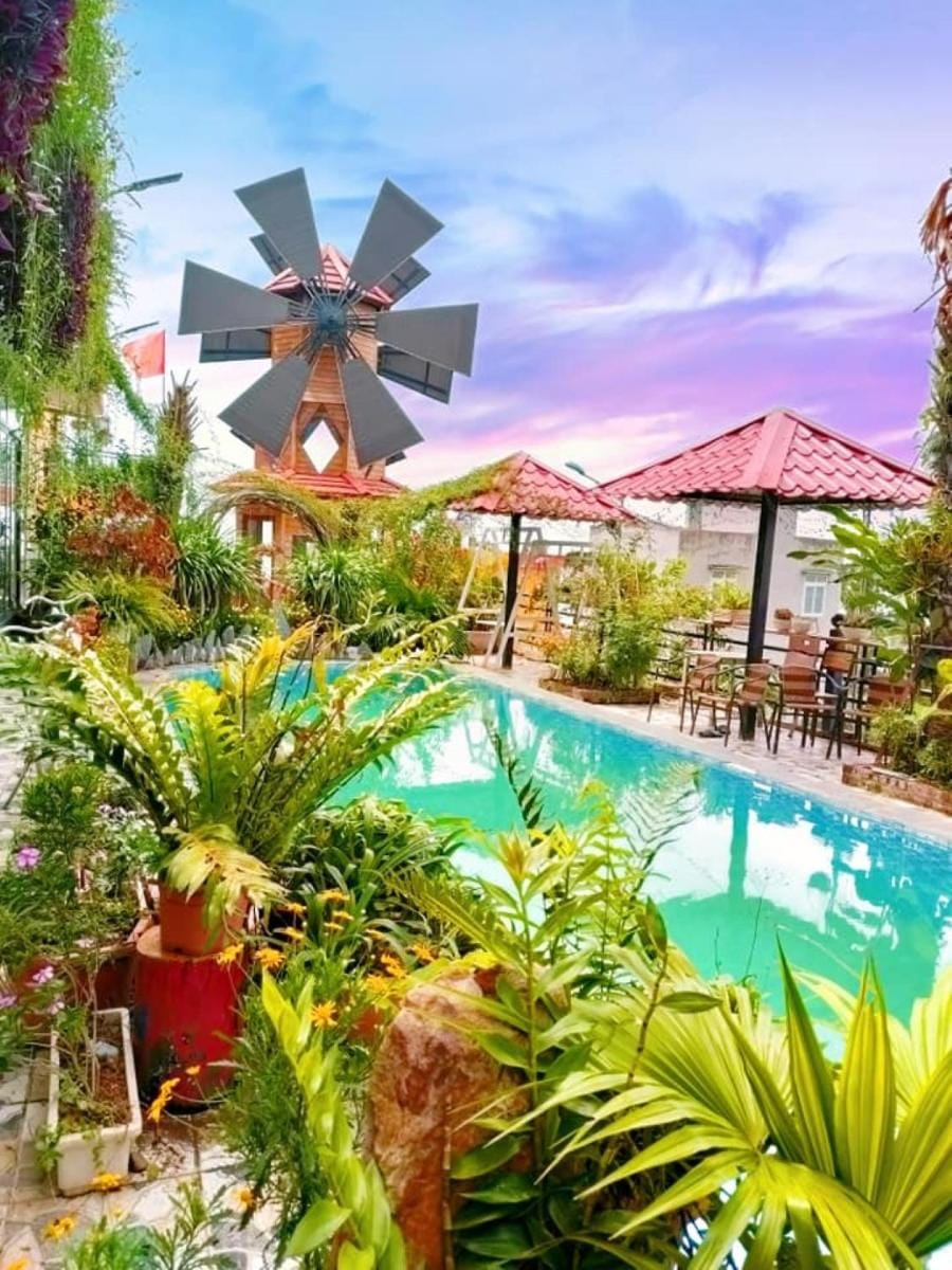 Nha Kinh - Sa Moc House Tam Dao Villa in Laos