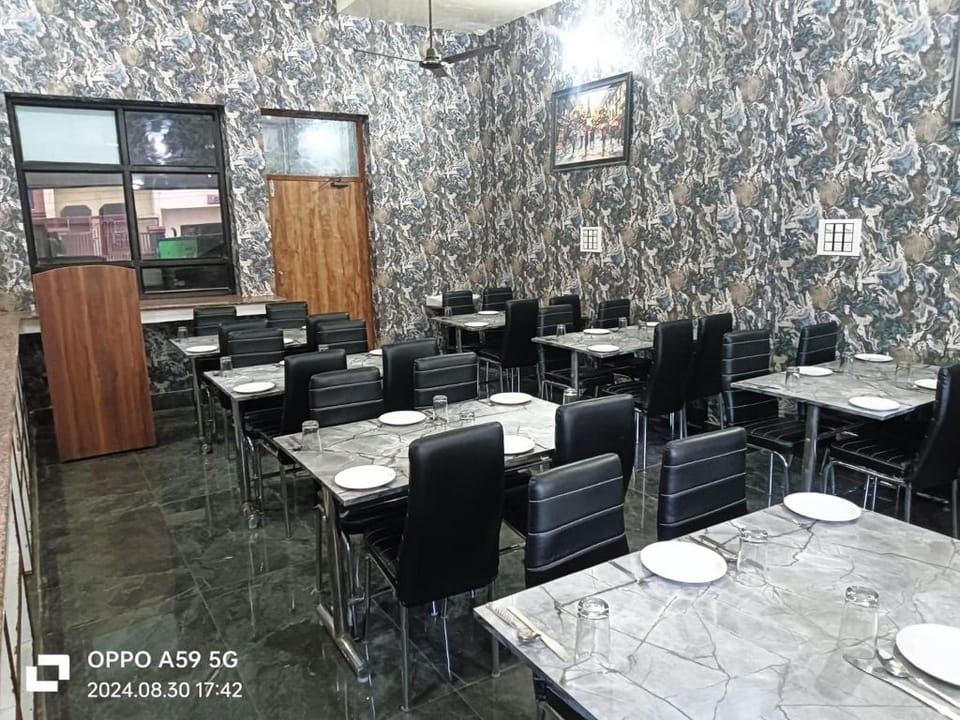ShriGo Hotel Pushpa Residency Hotel in Uttarakhand