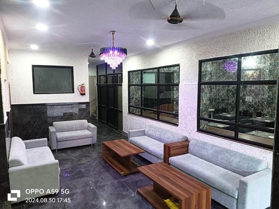 ShriGo Hotel Pushpa Residency Hotel in Uttarakhand